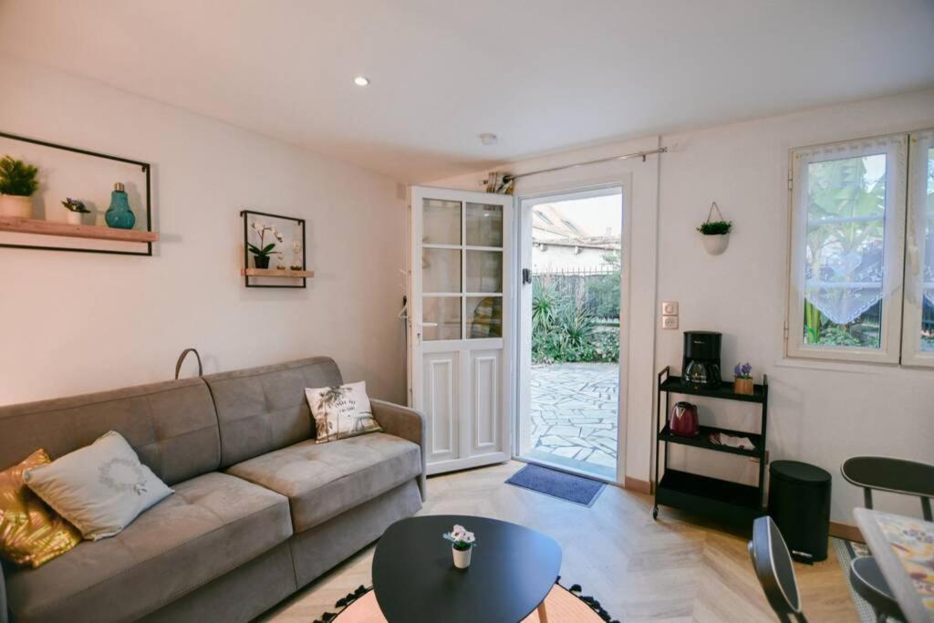 Instant Fleury, Studio Cosy Avec Jardin Secret Barbizon Luaran gambar